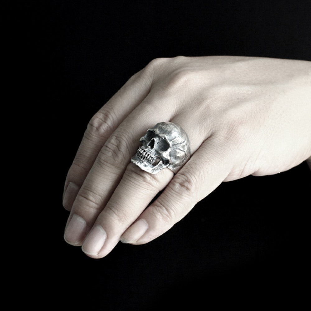 Bague tête de mort fantaisie
