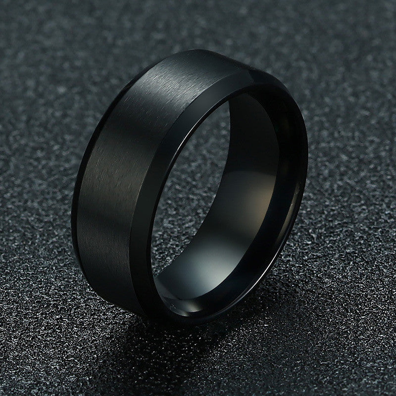 Anillo biselado cepillado de cara ancha y dominante