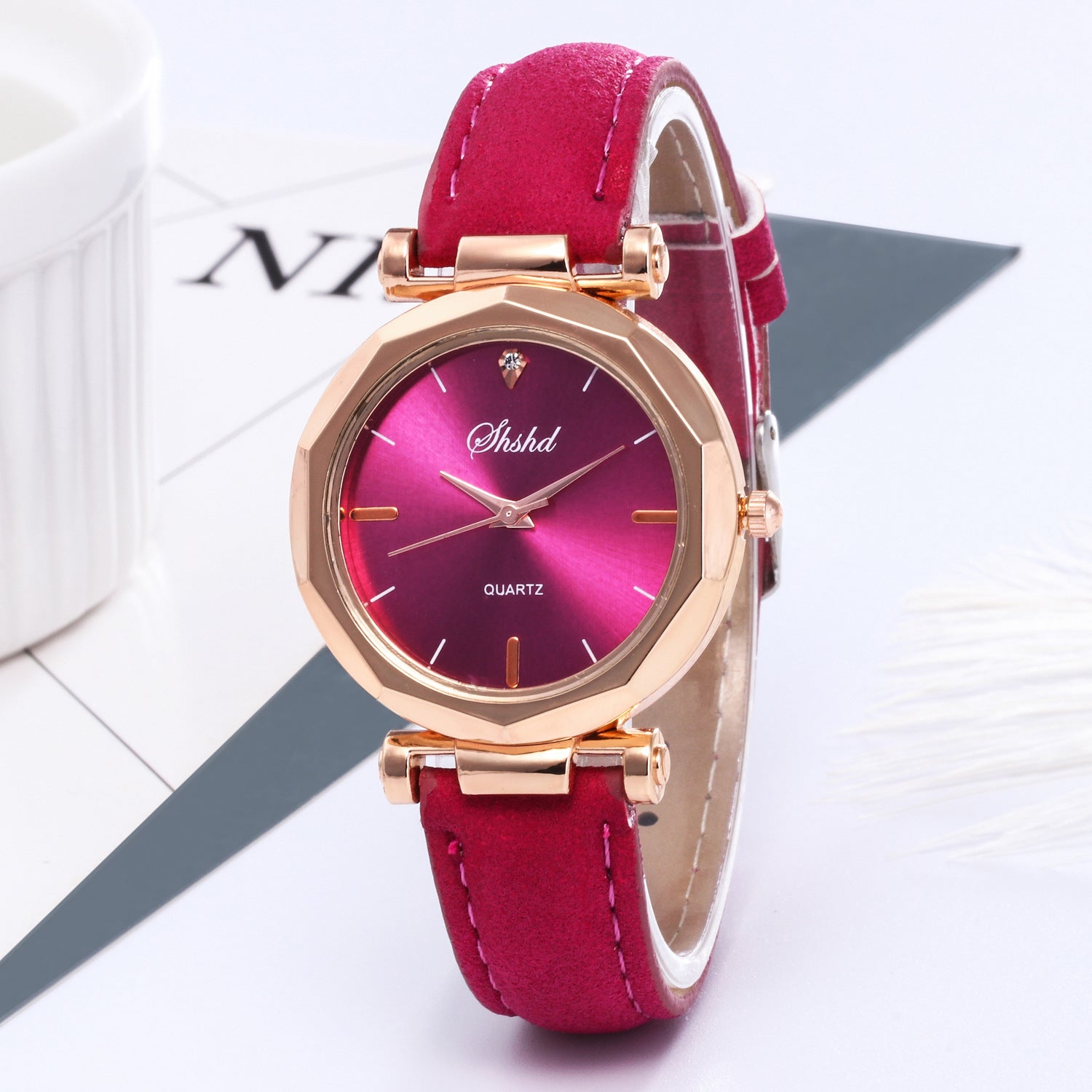 Nouvelles montres décontractées pour femme