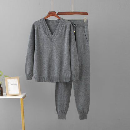Conjunto de jersey de pico y pantalón