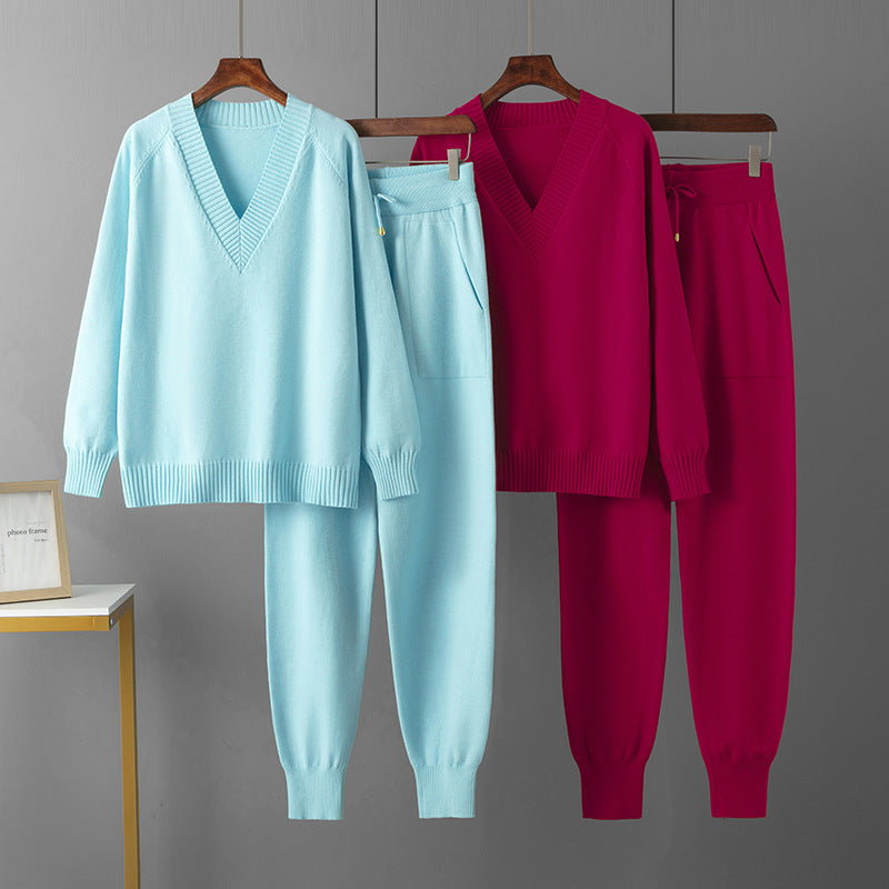 Conjunto de jersey de pico y pantalón