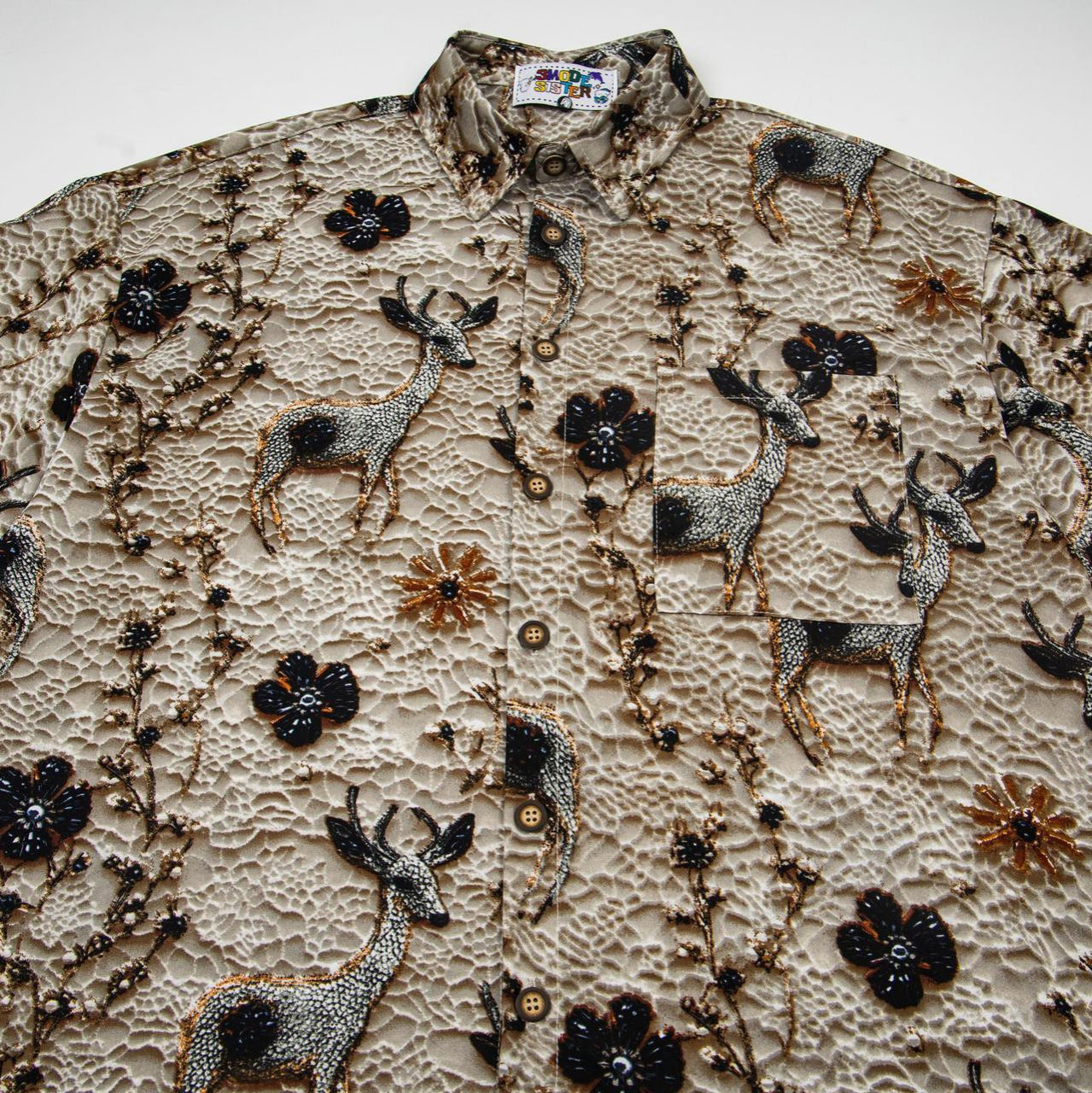 Deer short sleeved shirt
