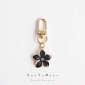 Porte-clés Fille Simple Cœur Fleur de Poire Pendentif de Sac d'École Japonais en Forme de Fleur
