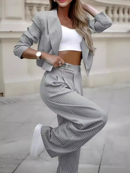 Trajes de rayas de moda primaveral para mujer, tops cortos casuales de manga larga con solapa y pantalones rectos, ropa de mujer
