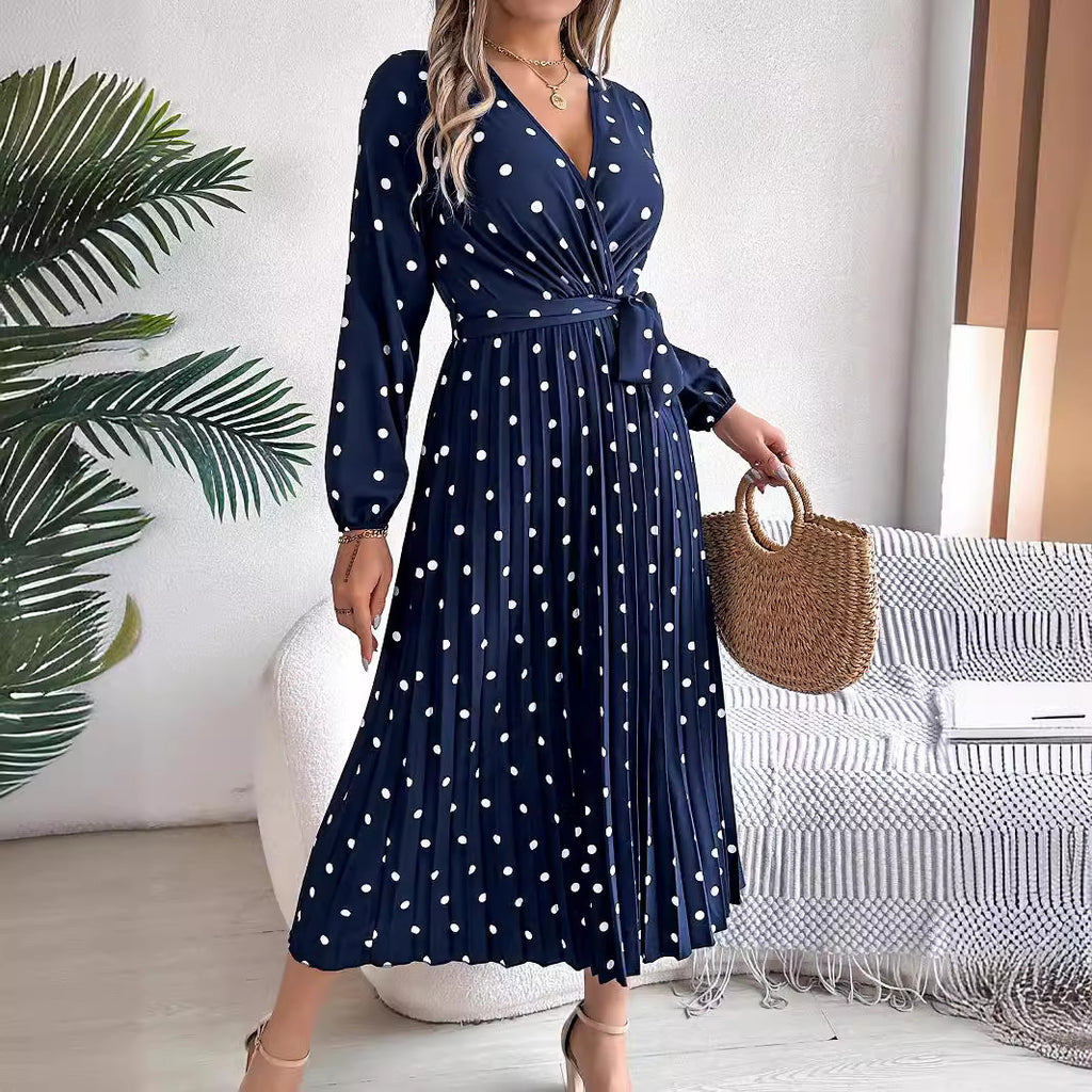 Vestido largo elegante primavera-verano con cuello en V cruzado, lunares en contraste, manga larga y plisado, para damas de honor