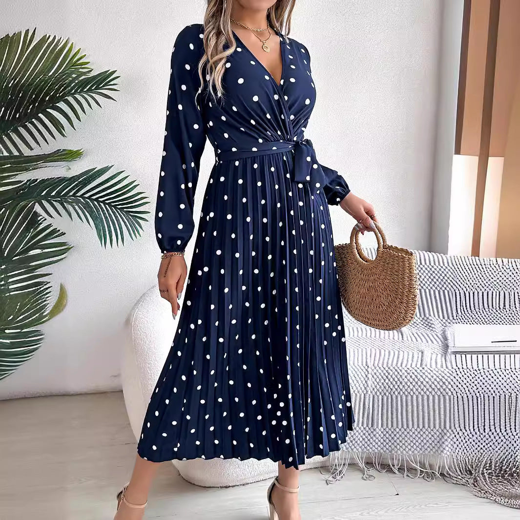 Vestido largo elegante primavera-verano con cuello en V cruzado, lunares en contraste, manga larga y plisado, para damas de honor