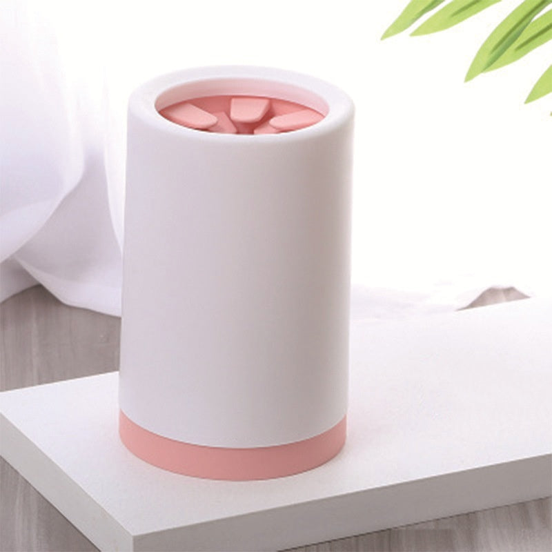 Taza portátil limpiadora de patas de mascotas con peine de silicona suave