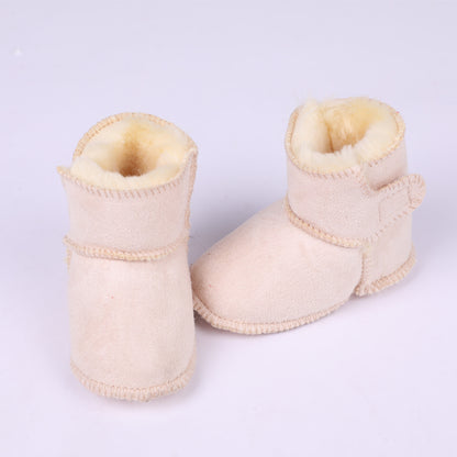 Nouvelles chaussures de bébé antidérapantes à fond souple et fourrure intégrée