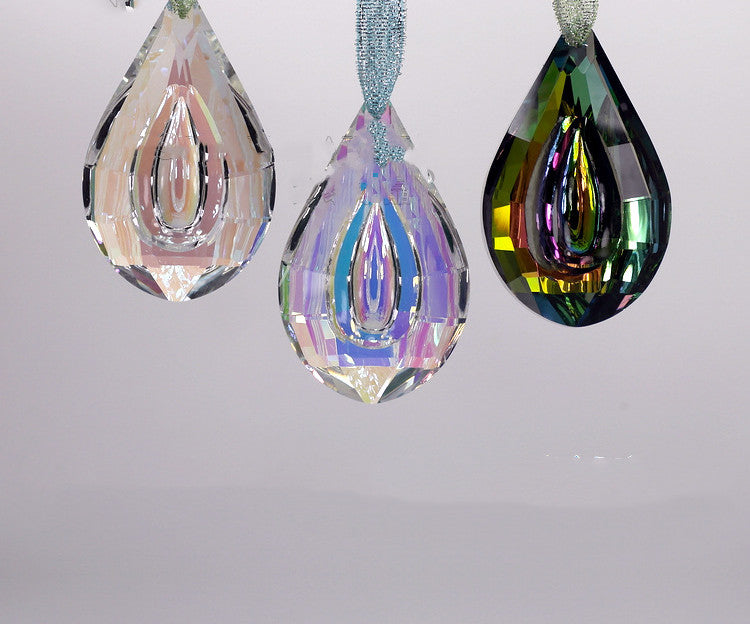 New crystal lute pendant