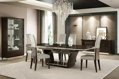 Dining table and set of 6 chairs