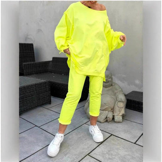 Ensemble pantalon deux pièces décontracté de couleur unie avec haut à manches longues et col rond