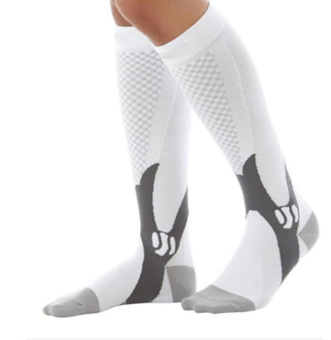 Calcetines de compresión para hombre y mujer. El mejor ajuste atlético gradual para correr, viajar en avión, aumentar la resistencia, la circulación y la recuperación.