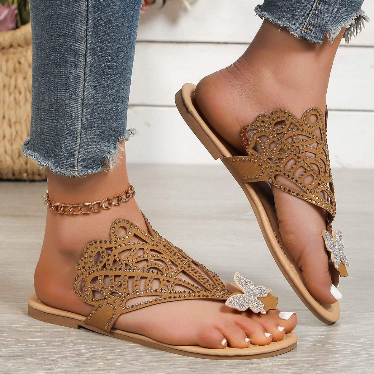 Mules plates à strass ajourées pour femmes