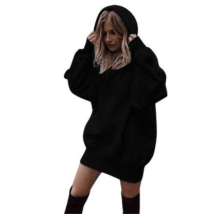 Pull épais à capuche ample et manches longues pour femme