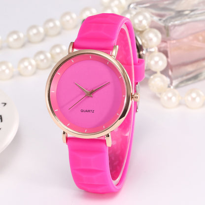Relojes casuales de silicona de gelatina para hombres y mujeres