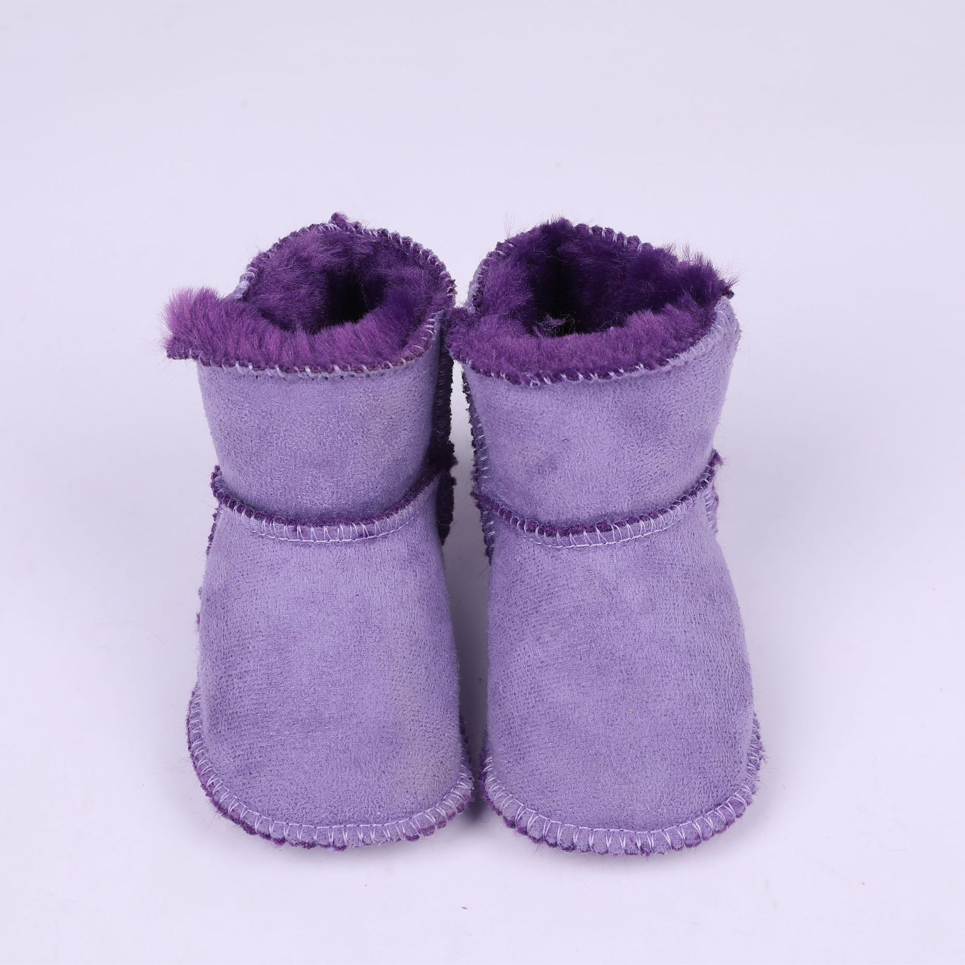 Nouvelles chaussures de bébé antidérapantes à fond souple et fourrure intégrée