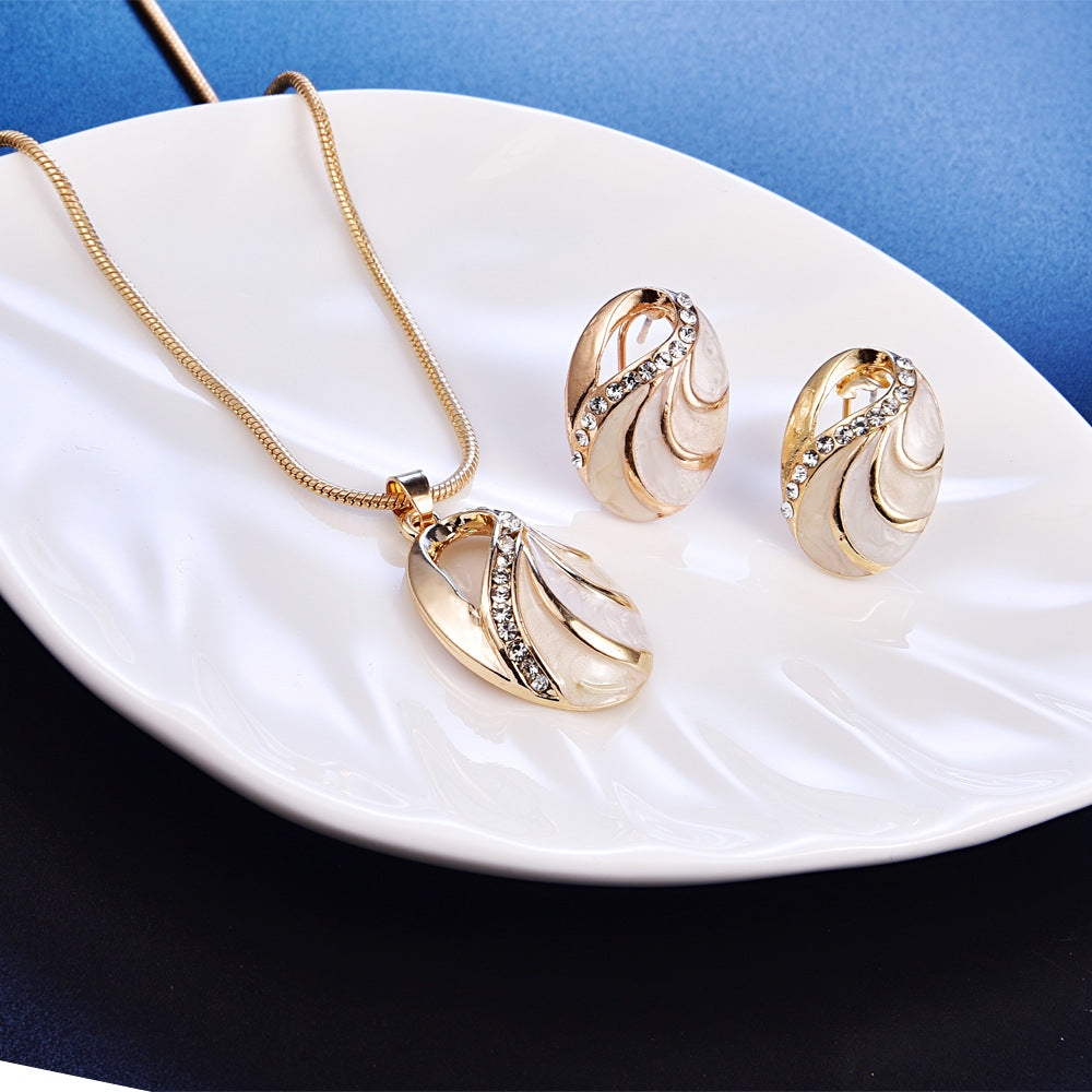 Collier et boucles d'oreilles forme écaille de tortue