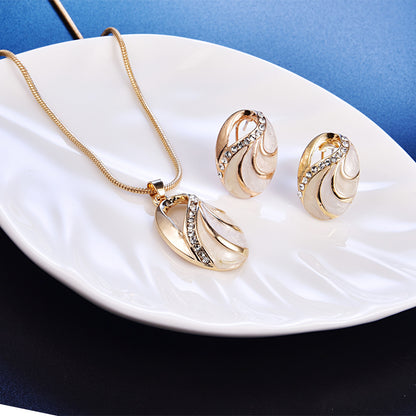 Collier et boucles d'oreilles forme écaille de tortue