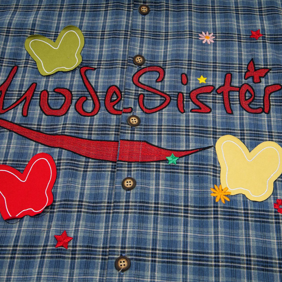 Letter butterfly embroidered short sleeved shirt