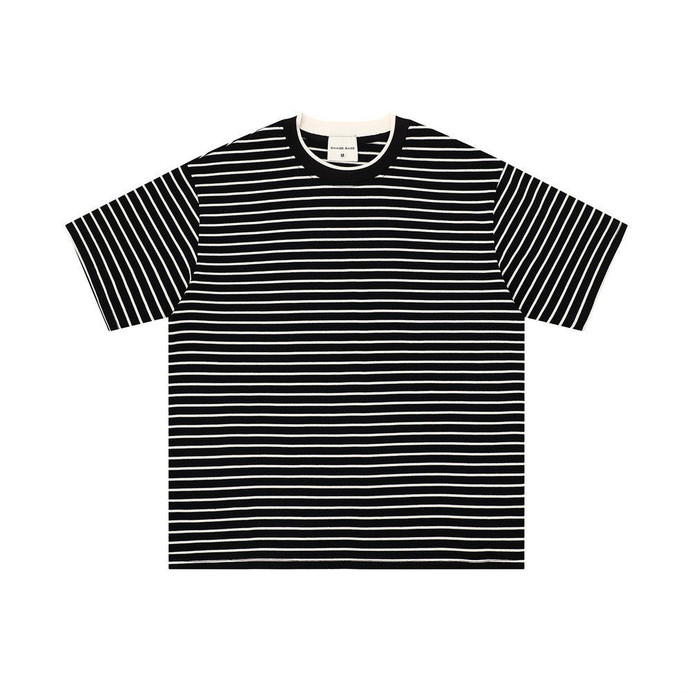 Loose striped short sleeved t-shirt