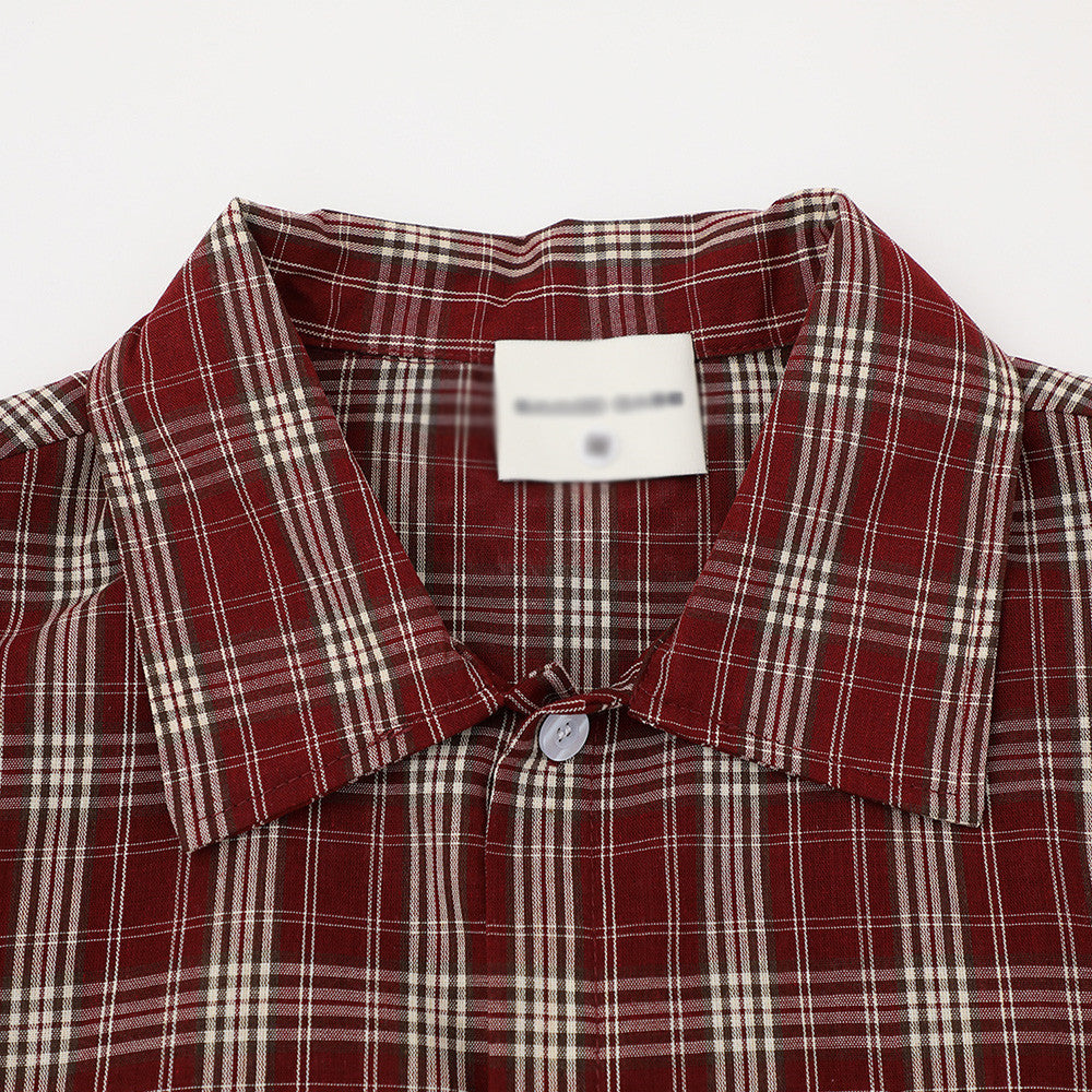 Plaid short sleeved shirt