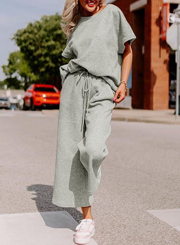 Ensemble deux pièces short et haut à manches courtes décontracté pour femme, texture couleur unie