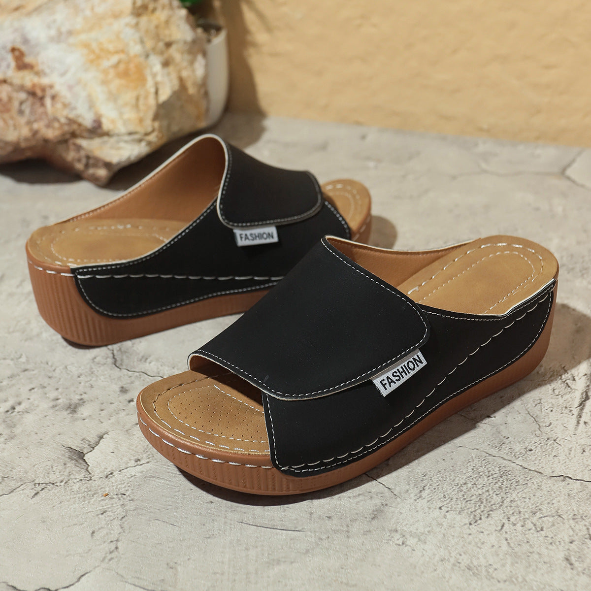 Sandales compensées d'été pour femmes, bouche de poisson à fond épais, chaussures romaines de plage de couleur unie