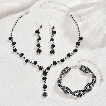 Collier en cristal, boucles d'oreilles et bracelet tendance