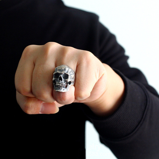 Bague tête de mort fantaisie