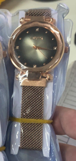 Montre à absorption de fer avec bracelet magnétique paresseux en quartz étoilé pour femme