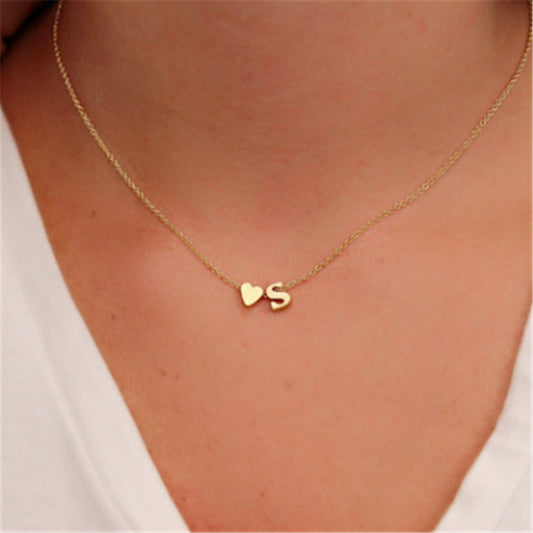 Collar de cadena con corazón de durazno