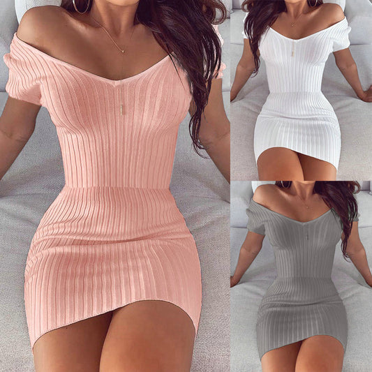 Vestido ceñido de cuello V de color liso