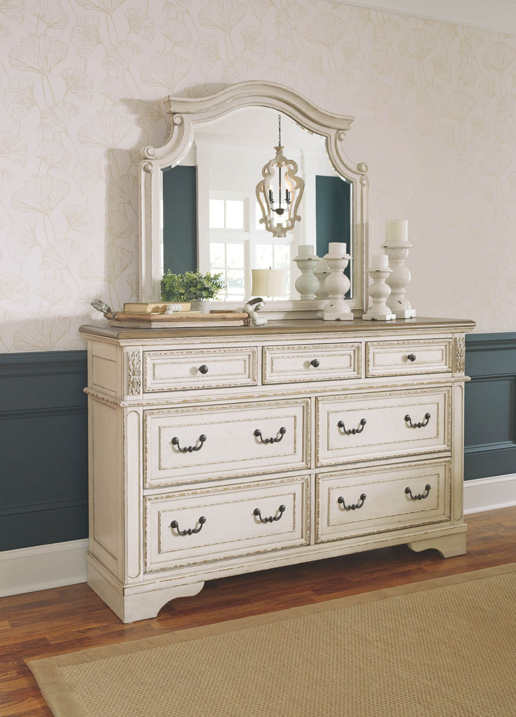 Realyn 6 Pc Bedroom Furniture Set Queen Sleigh Bed Two Tone Finish-2
