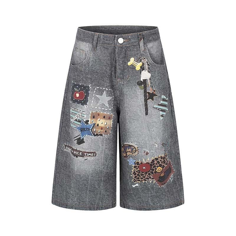 Shorts en jean délavé à motif imprimé