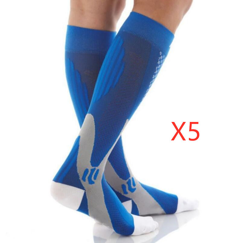 Calcetines de compresión para hombre y mujer. El mejor ajuste atlético gradual para correr, viajar en avión, aumentar la resistencia, la circulación y la recuperación.