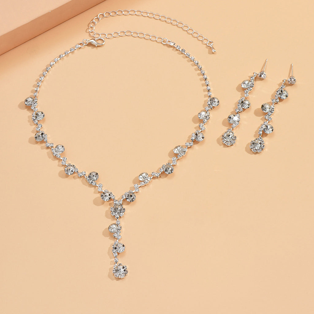 Fashion Crystal Necklace Ear Stud Bracelet Jewelry Accessories