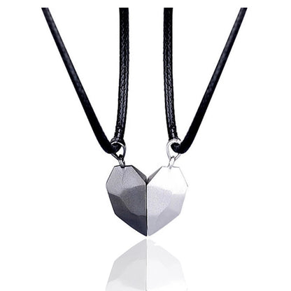 Collier aimanté créatif avec cœur brisé pour hommes et femmes