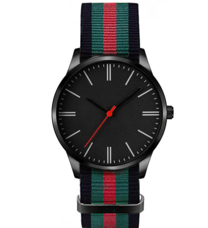 Montre de sport tendance décontractée pour hommes