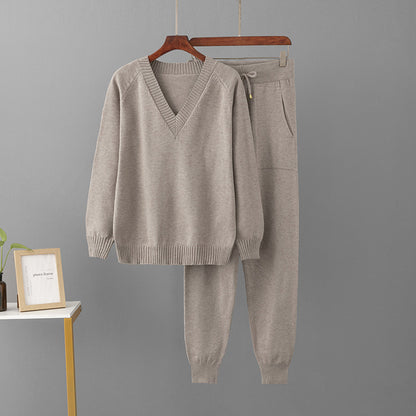Conjunto de jersey de pico y pantalón