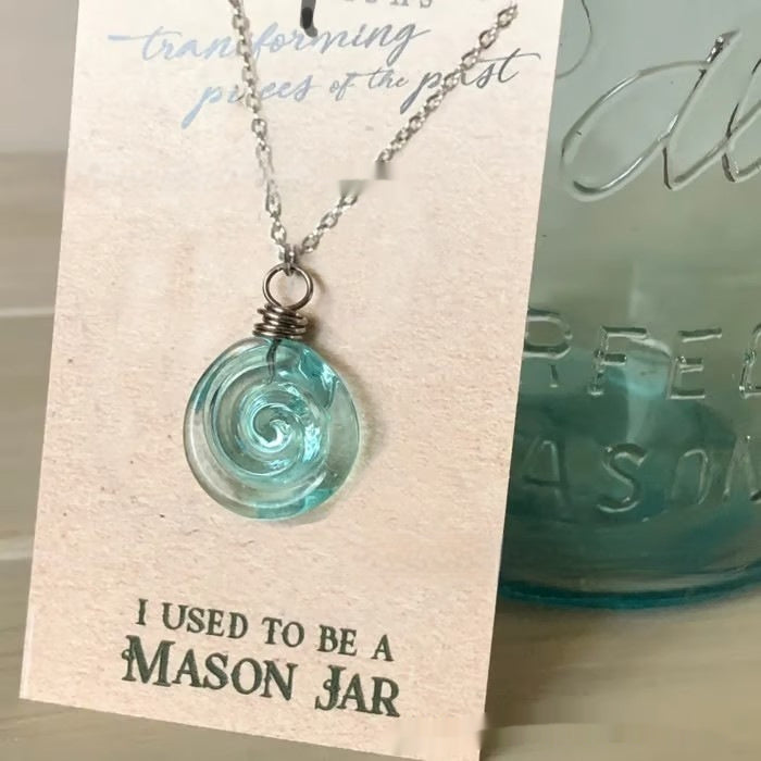 Pendientes de espiral de cristal reciclado