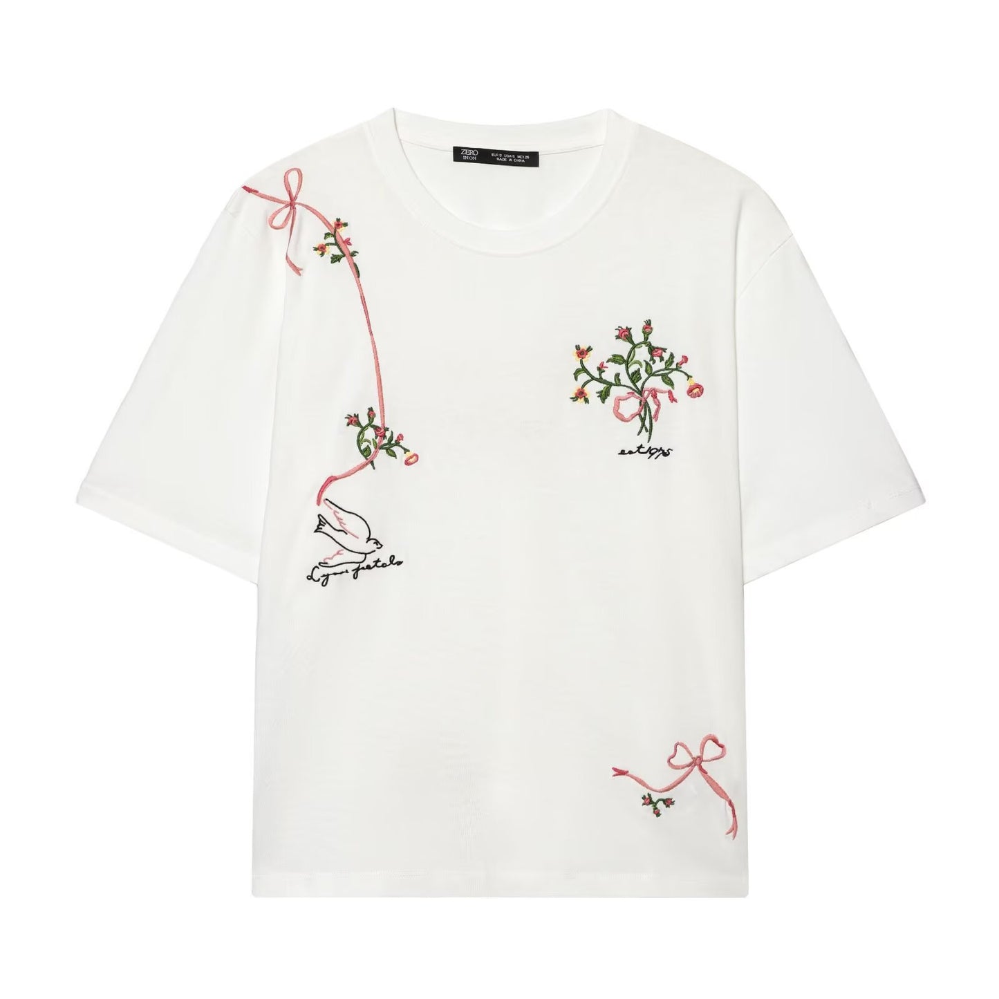 Casual and versatile embroidered flower T-shirt