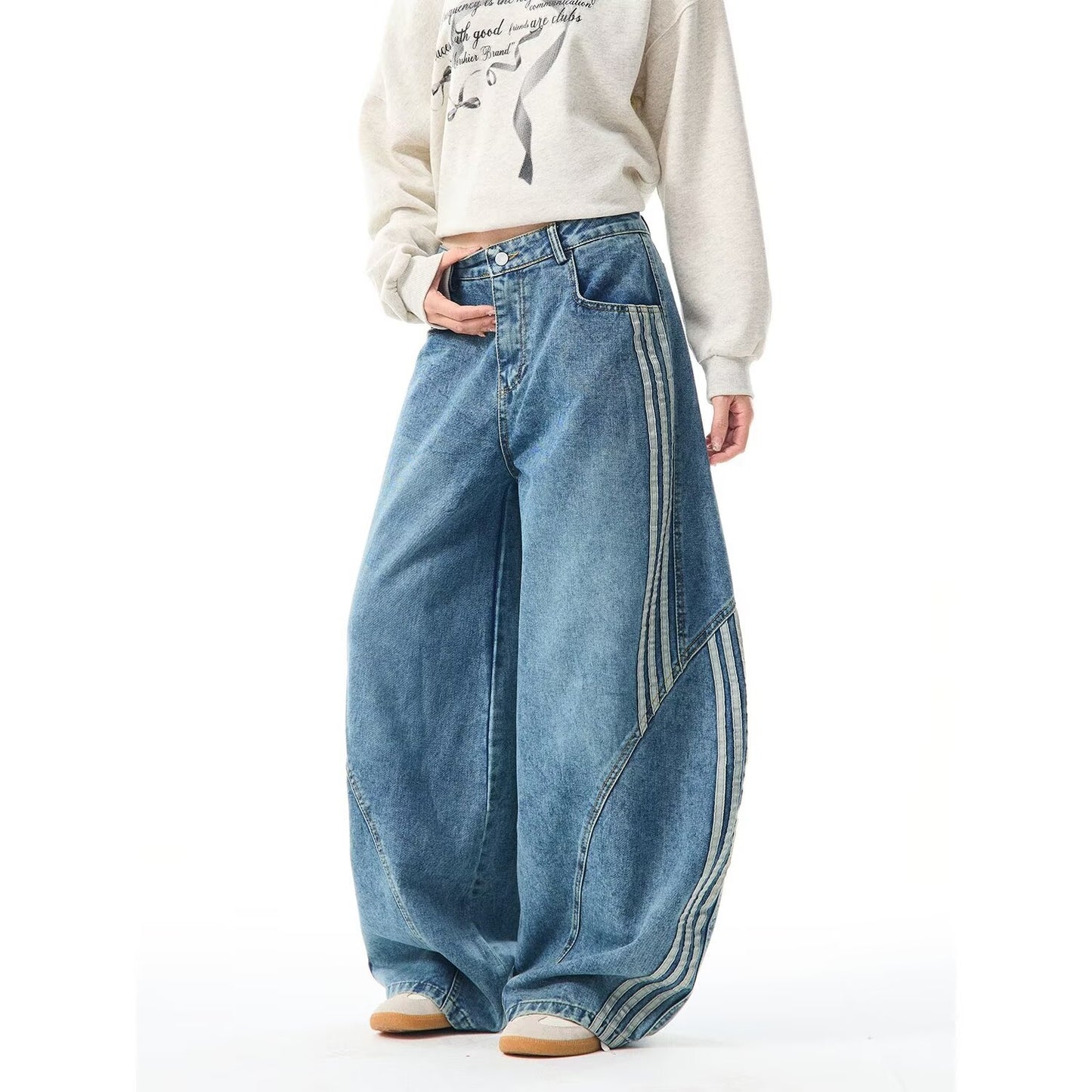Jeans rétro à grandes poches type machette pour femme