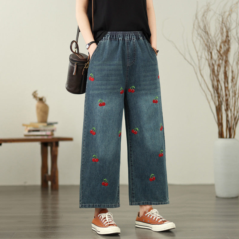 Jean ample en denim brodé papillon pour femme