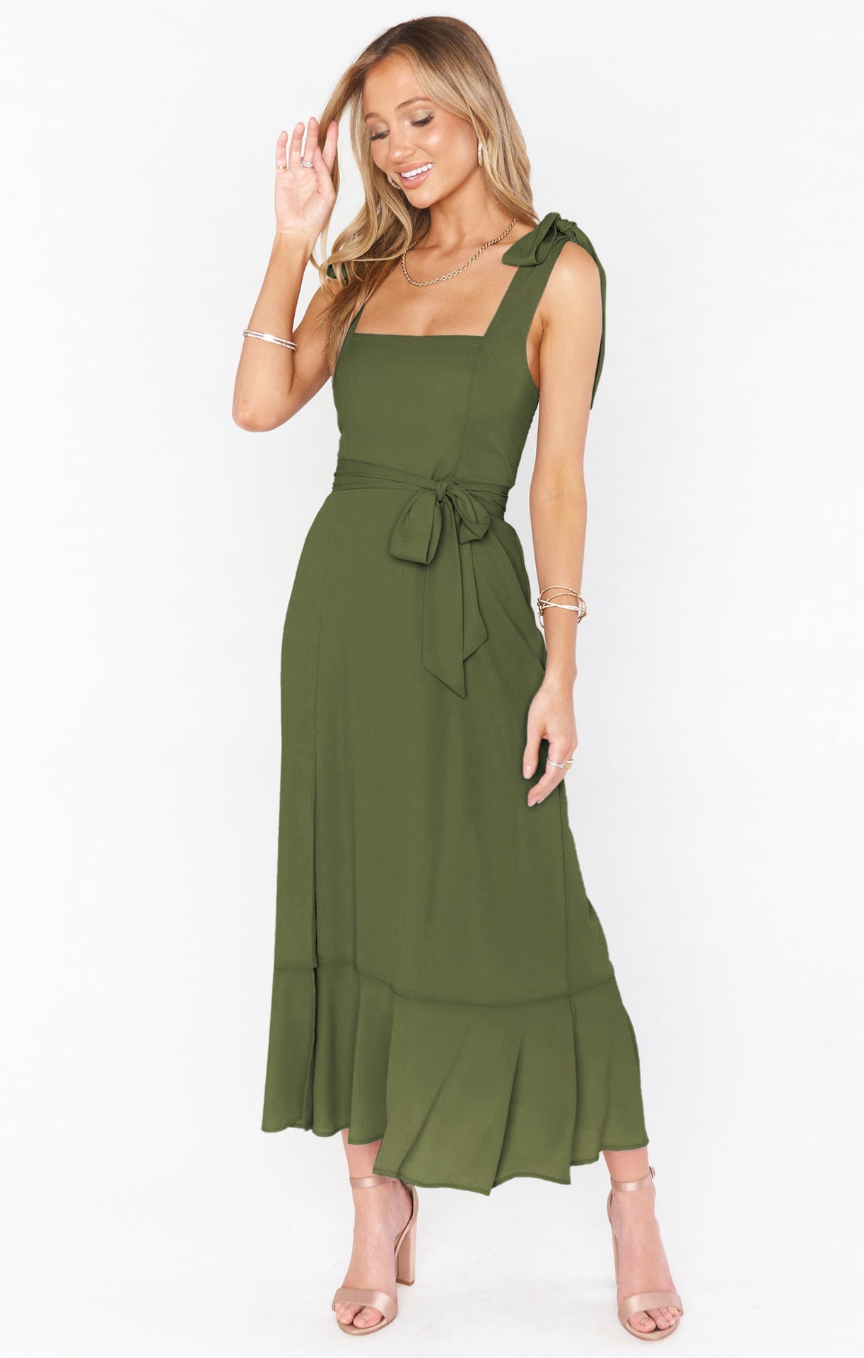 Robe d'été plissée pour femme avec bretelles et laçage, idéale pour la plage