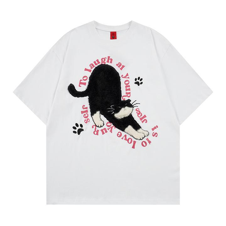 Bending over cat plush short sleeved shirt