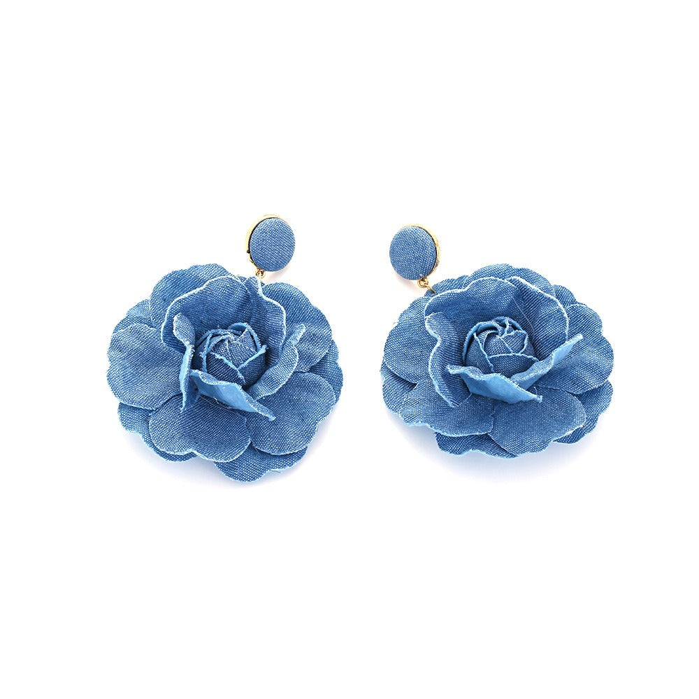 Aretes de flores de mezclilla hechos a mano personalizados