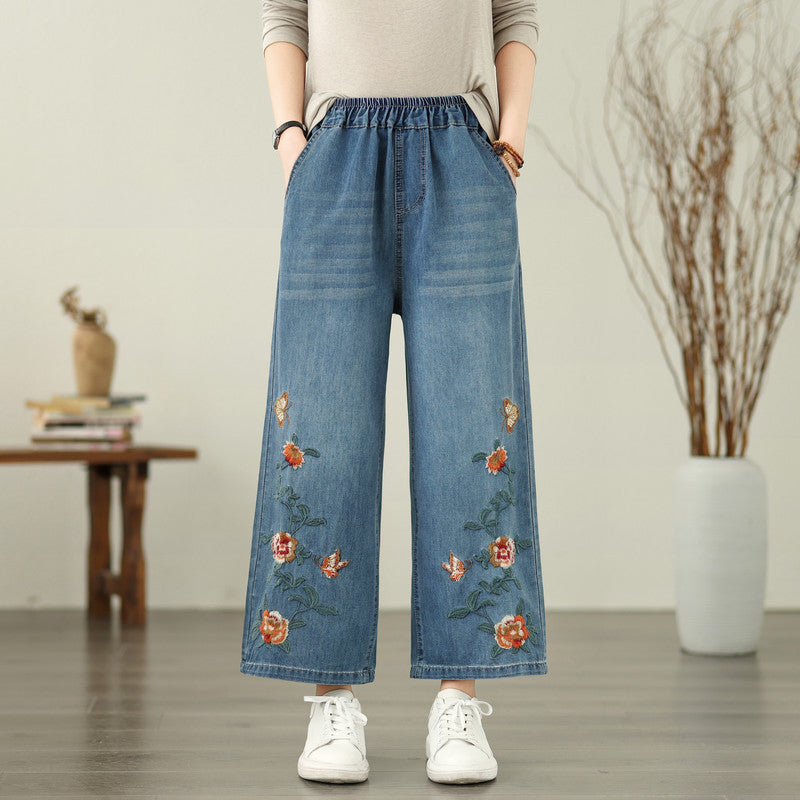 Jean ample en denim brodé papillon pour femme