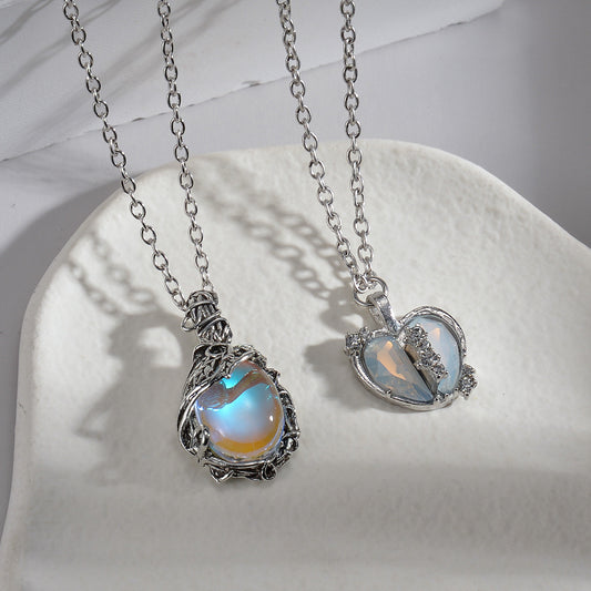 Collar de piedra lunar con adorno dividido de amor para mujer