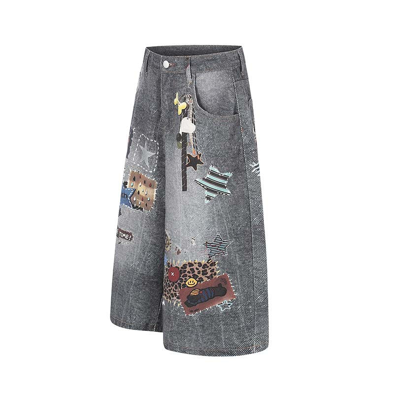 Shorts en jean délavé à motif imprimé