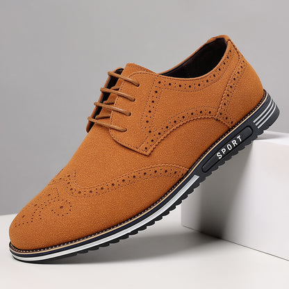 Chaussures pour hommes à semelle blanche élargie et gravée en cuir à la mode